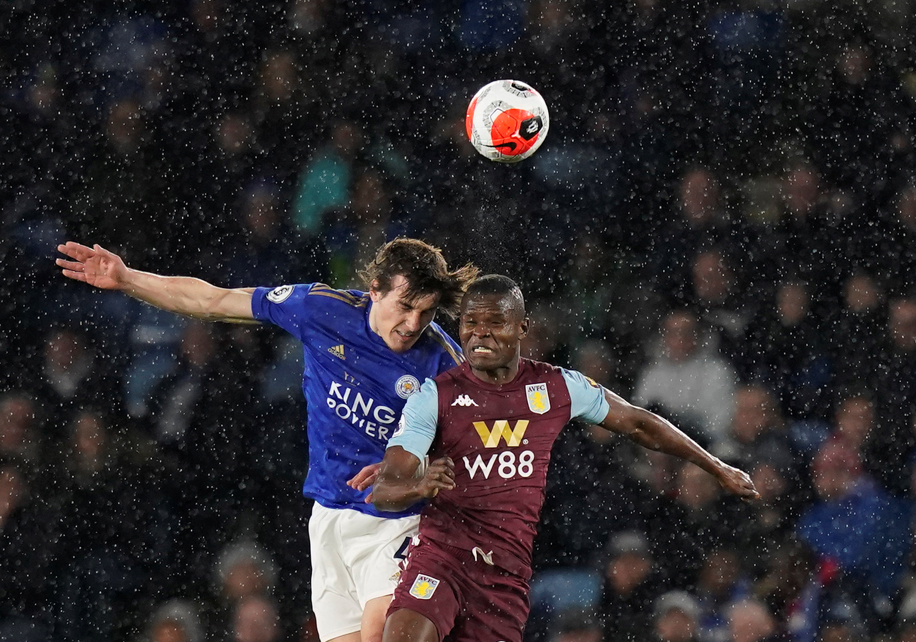 为卡塔尔队 为卡塔尔队